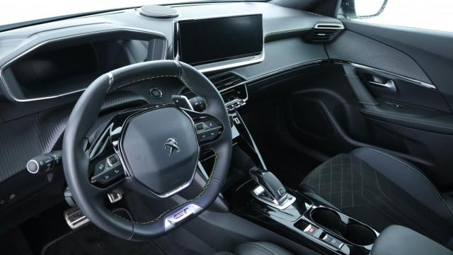 Peugeot 2008 image 9