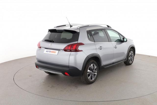 Peugeot 2008 image 9