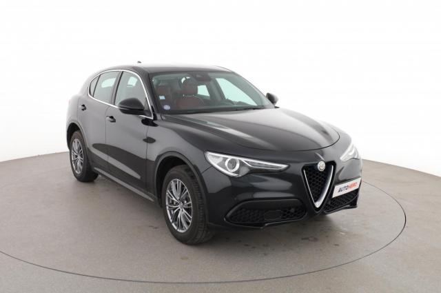 Alfa Romeo Stelvio image 9