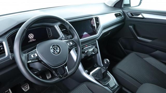 Volkswagen T-Roc image 4