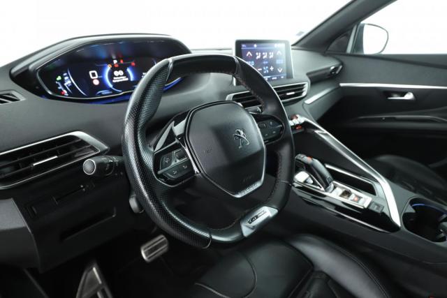Peugeot 3008 image 3