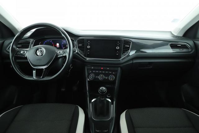 Volkswagen T-Roc image 1