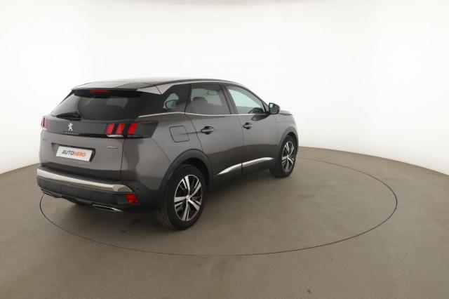 Peugeot 3008 image 2