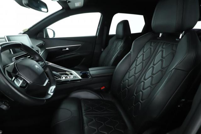Peugeot 3008 image 3