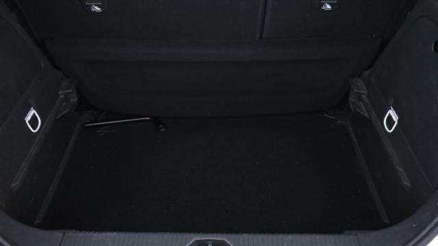 Opel Corsa image 2