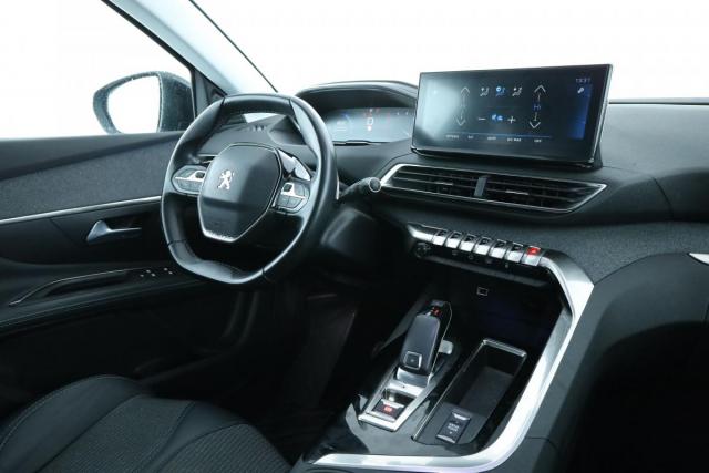 Peugeot 3008 image 2