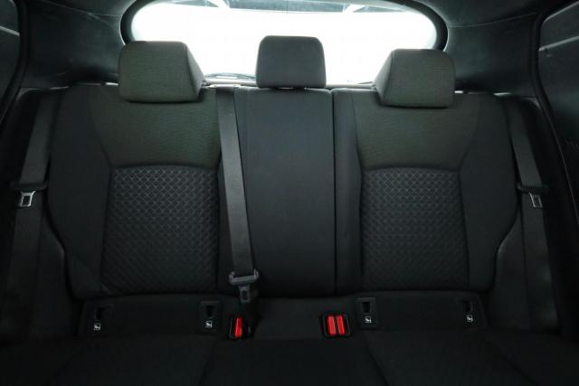 Toyota C-Hr image 7