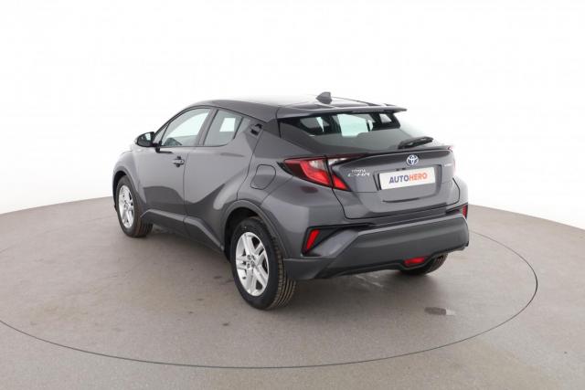 Toyota C-Hr image 1