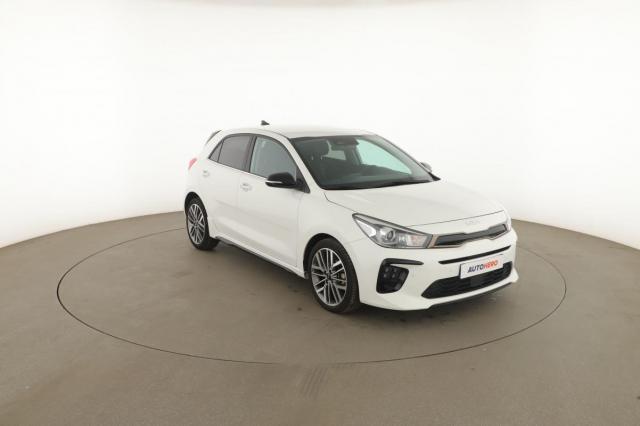 Kia Rio image 3