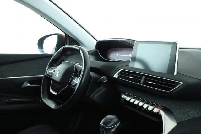 Peugeot 3008 image 8