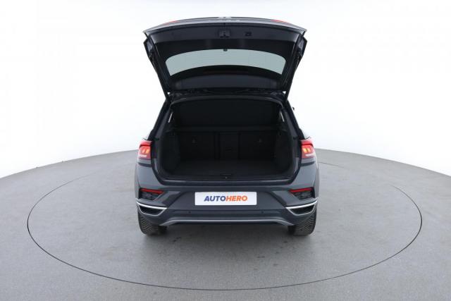Volkswagen T-Roc image 9
