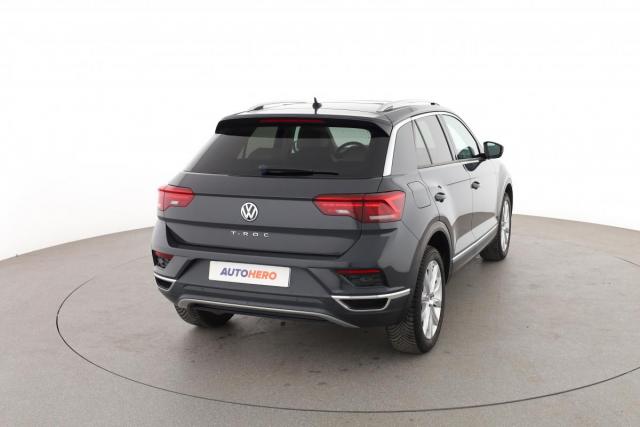 Volkswagen T-Roc image 7