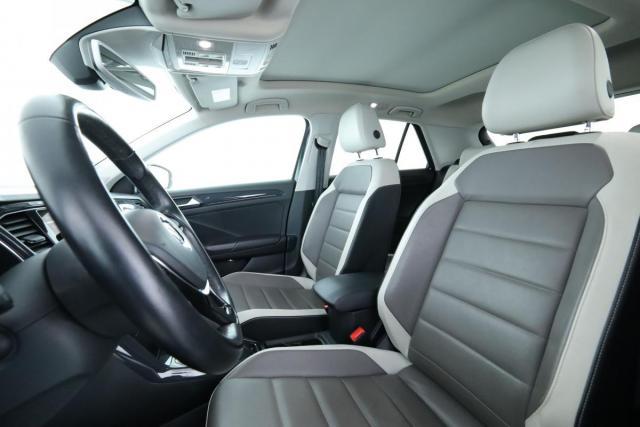 Volkswagen T-Roc image 8