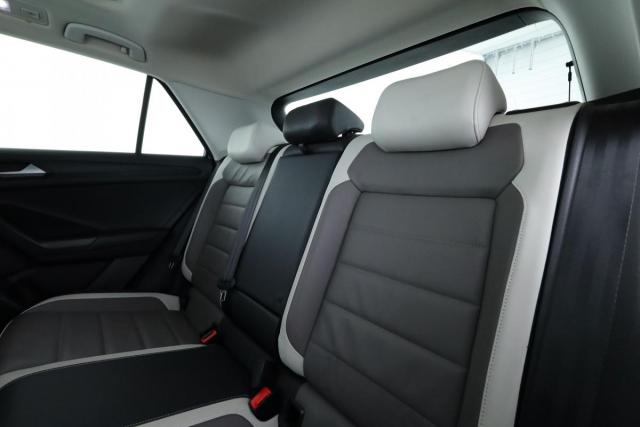 Volkswagen T-Roc image 5