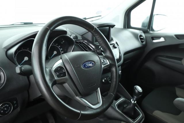 Ford Tourneo image 6