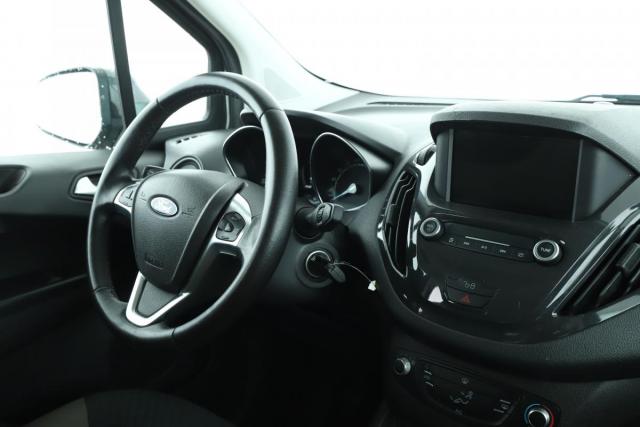 Ford Tourneo image 5