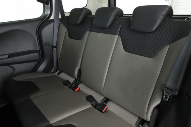 Ford Tourneo image 4