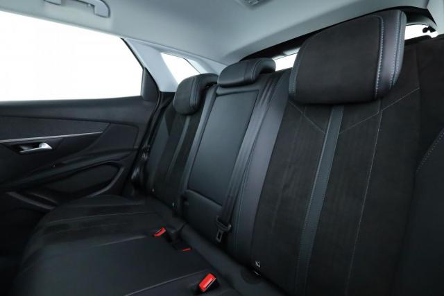 Peugeot 3008 image 6