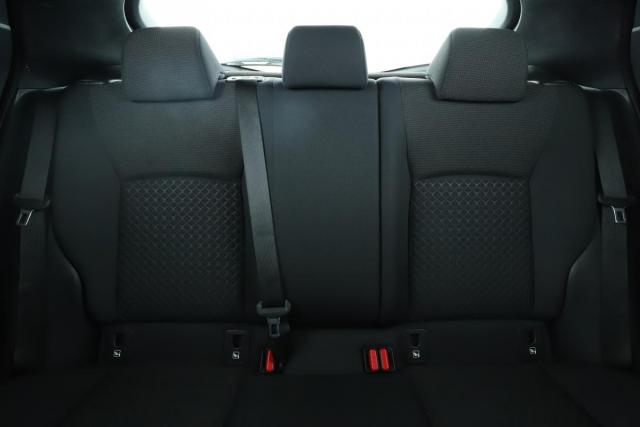 Toyota C-Hr image 4