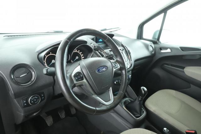 Ford Tourneo image 9