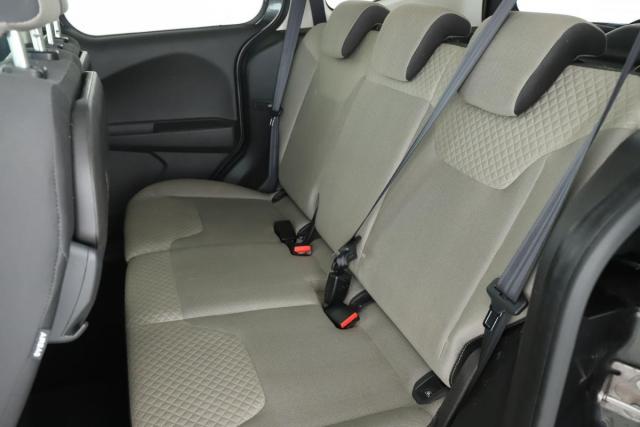 Ford Tourneo image 7