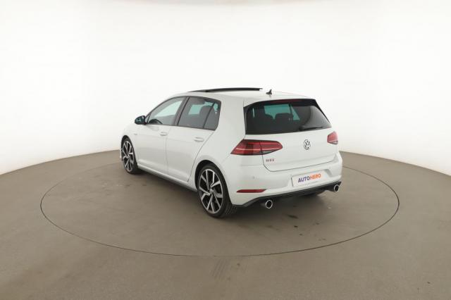 Volkswagen Golf image 5