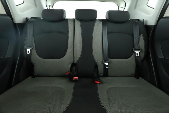 Renault Captur image 9