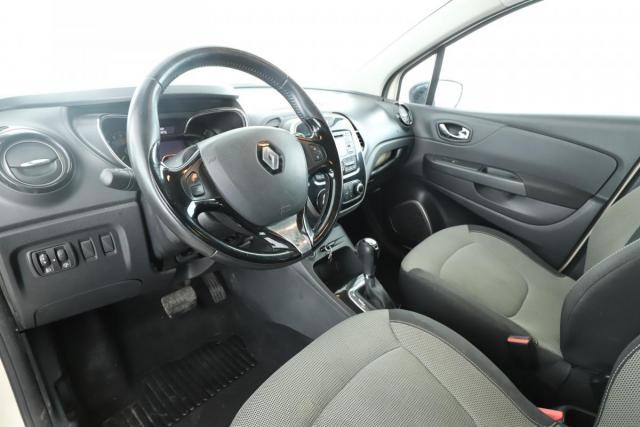 Renault Captur image 8