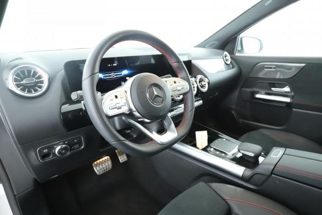 Mercedes Benz Gla image 7