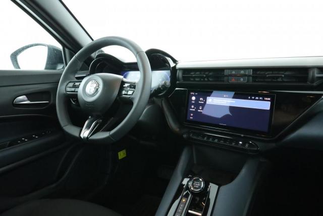 Alfa Romeo Junior image 6
