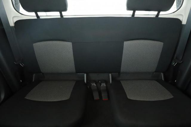 Mitsubishi L200 image 2
