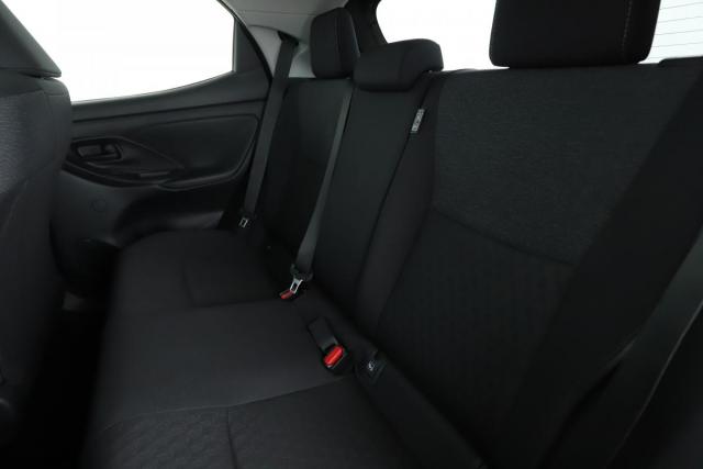 Toyota Yaris image 8