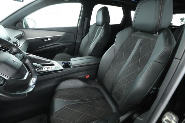 Peugeot 3008 image 3