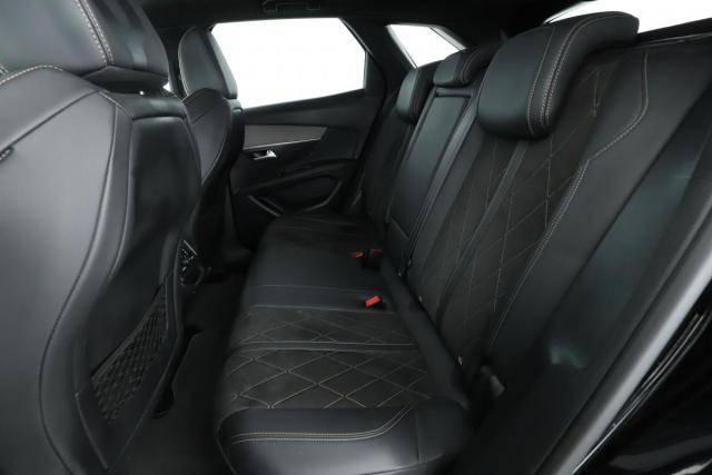 Peugeot 3008 image 2