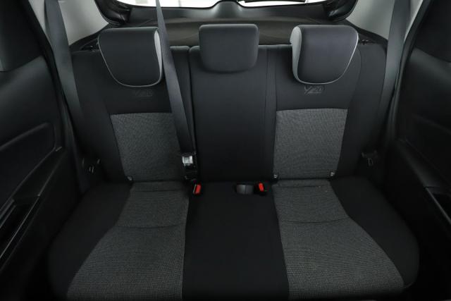Toyota Yaris image 9