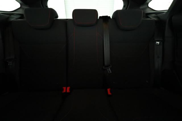 Ford Focus image 6