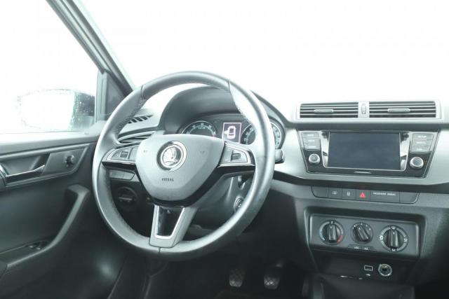 Skoda Fabia image 6