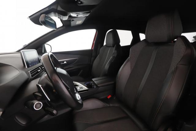 Peugeot 3008 image 3