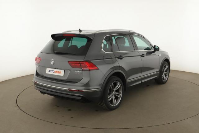 Volkswagen Tiguan image 8