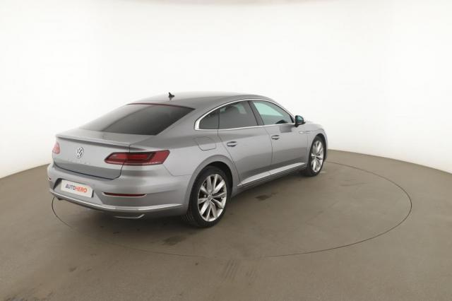 Volkswagen Arteon image 6