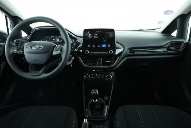 Ford Fiesta image 5
