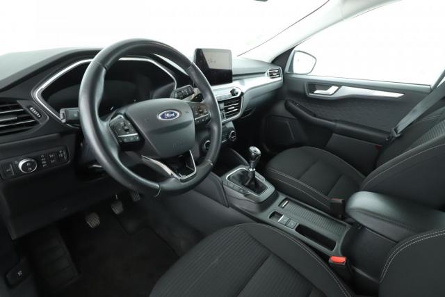 Ford Kuga image 6