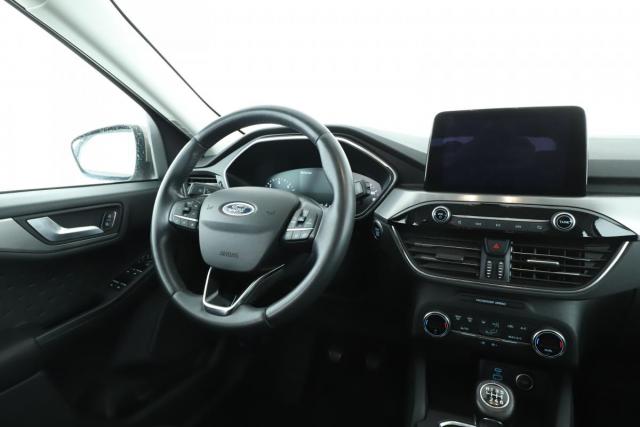 Ford Kuga image 2