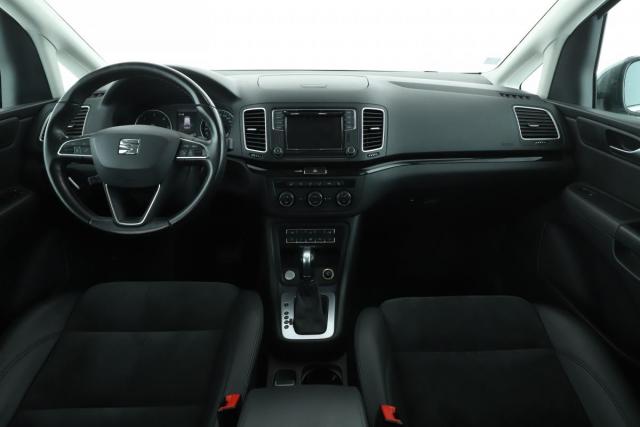 Seat Alhambra image 4