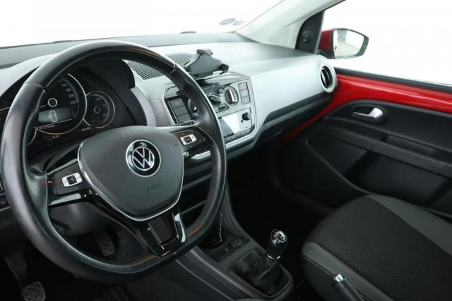 Volkswagen Up! image 8