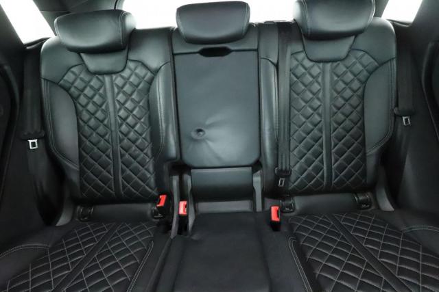 Audi Q5 image 1