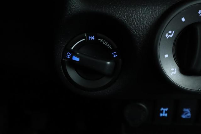 Toyota Hilux image 6