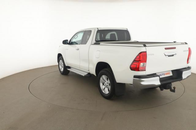 Toyota Hilux image 1