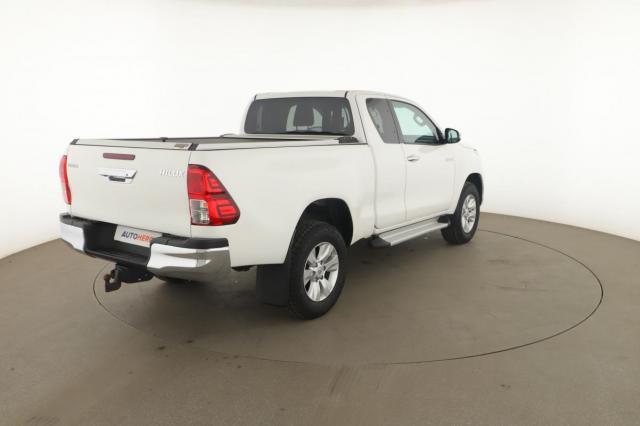 Toyota Hilux image 9