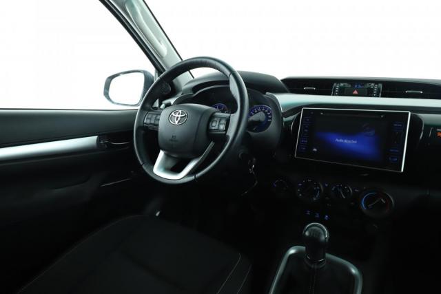 Toyota Hilux image 5